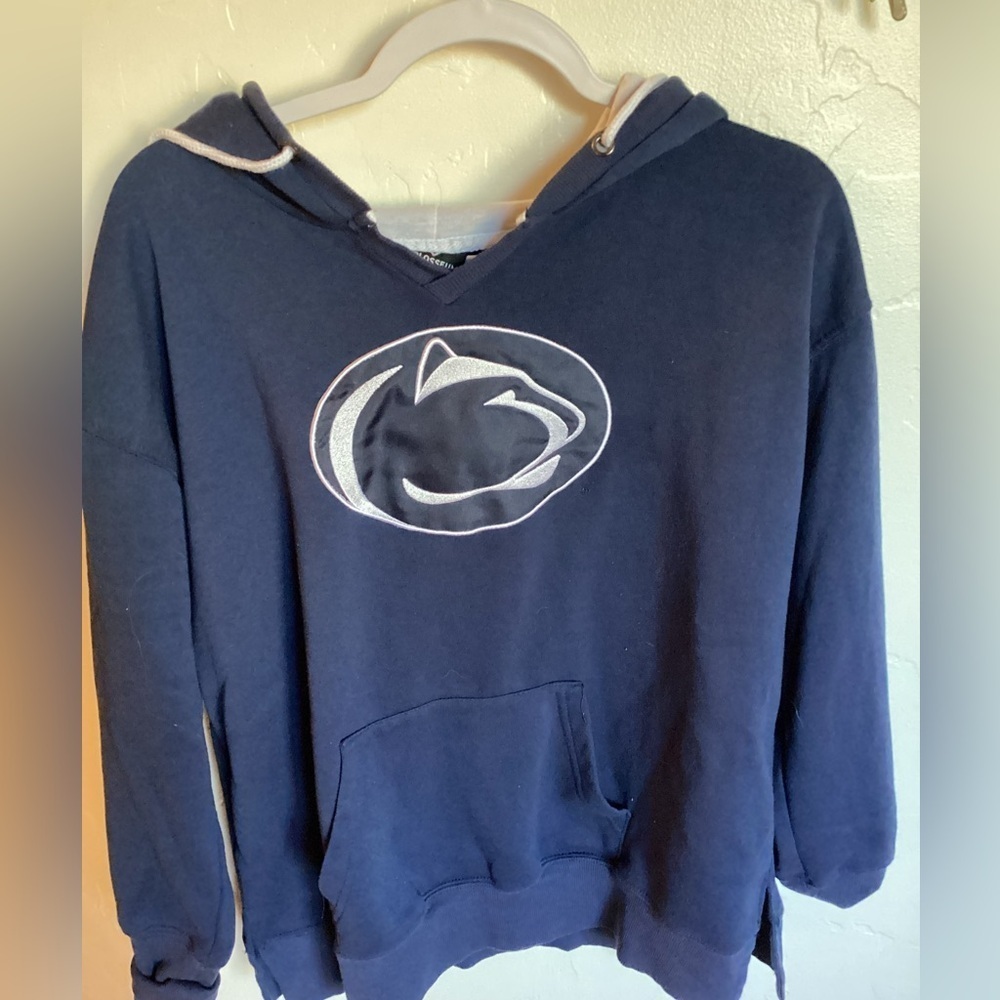 Colosseum Nittany Lions Penn State Hoodie SZ L
Pit to pit 20”
Length 28”
CR147
